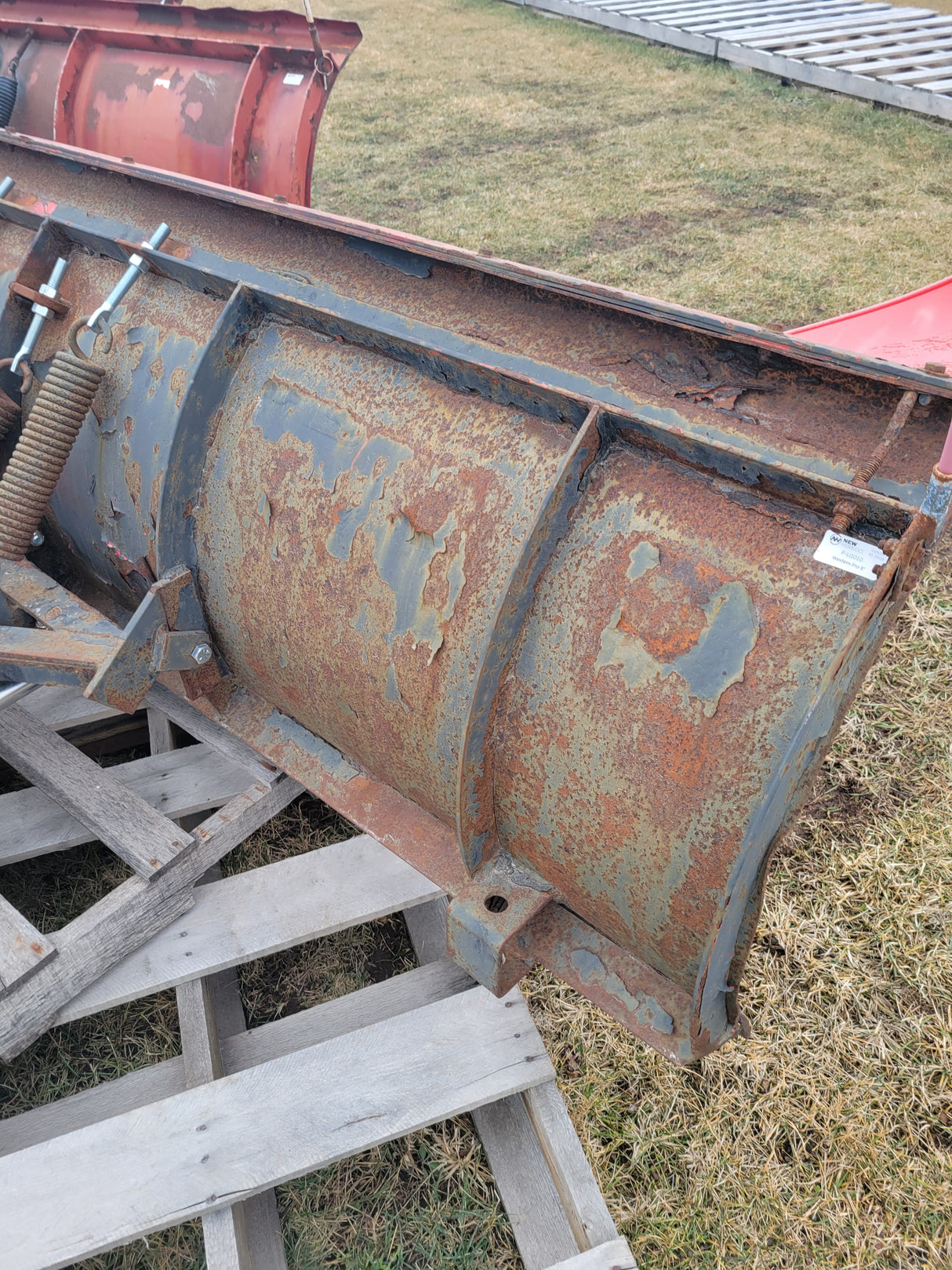 Used WESTERN® Pro 8' Straight Blade Snowplow (P-U2010)