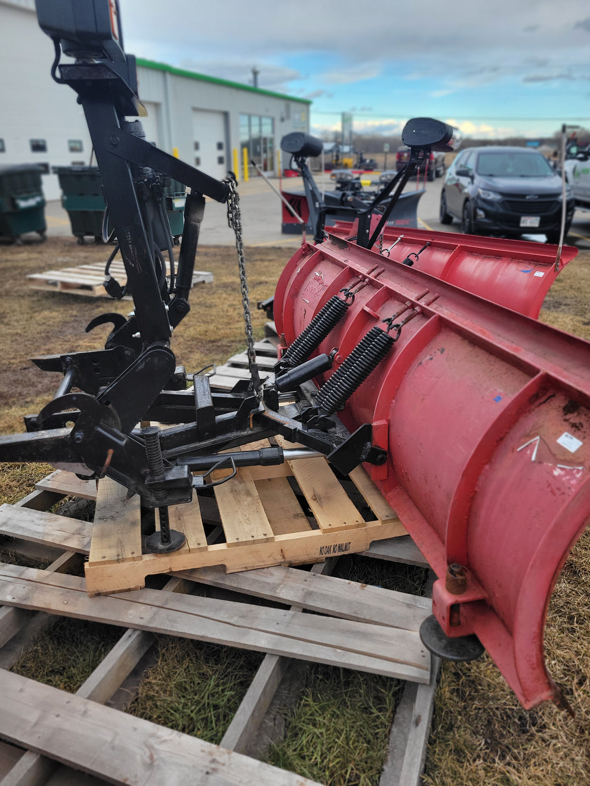 Used WESTERN® Pro 8' Straight Blade Snowplow (P-U2403)
