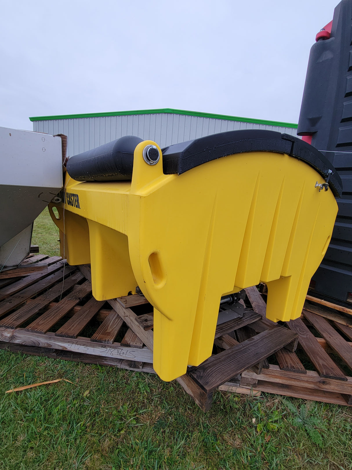 FISHER® Spreader, Poly-Caster™, Poly Hopper Spreader, 7', 1.5 cu yd, 78001-1, Demo Unit