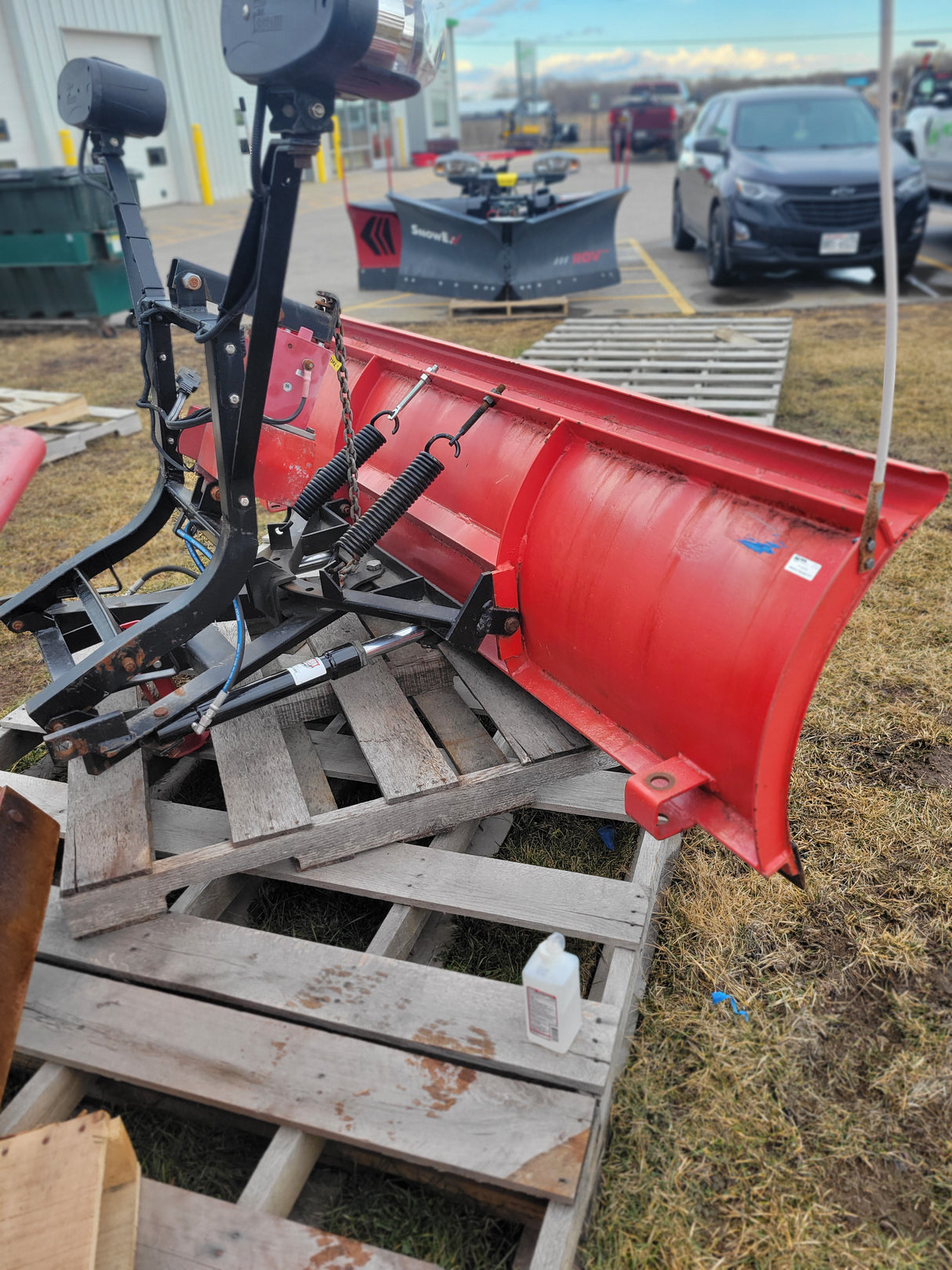 Used WESTERN® Standard 7'6" Steel Straight Blade Snowplow (P-U2302)
